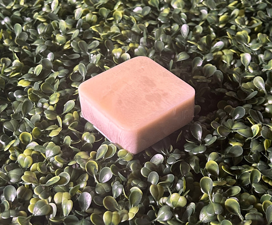 Square soap version A of honey and cinnamon, that doesn't have distinctive layers of honey and cinnamon